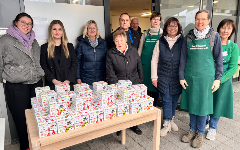 Weihnachtsüberraschung der Gräflichen Kliniken für die Speisekammer Bad Driburg